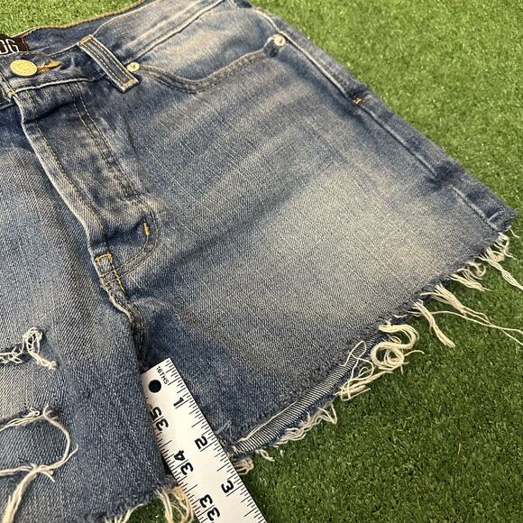 Women's BDG Low-Rise Boyfriend Jean Shorts - Picture 5 of 6
